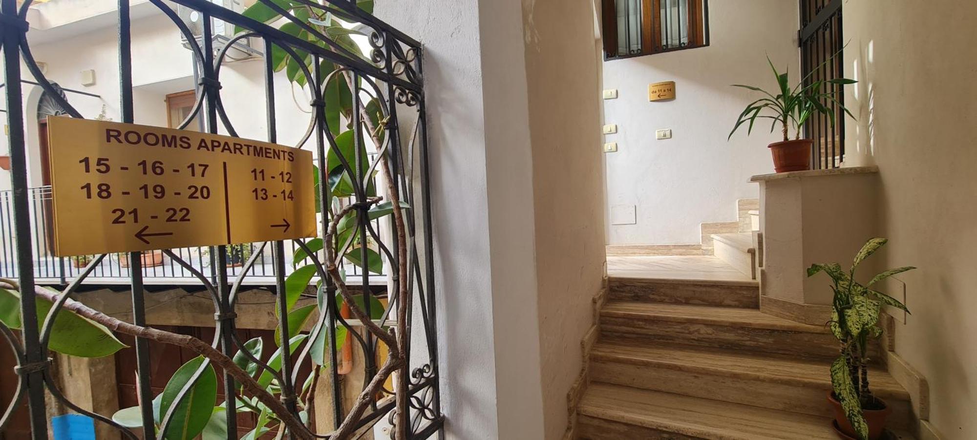 Il Museo Di Teresa Piazza Del Teatro Centrale Agrigento Eksteriør billede